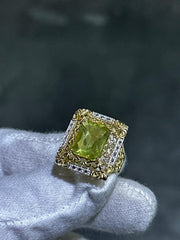 LIV 14k Yellow Gold Diamond Vintage Cocktail Design Peridot Halo Ring Size 7 Gift